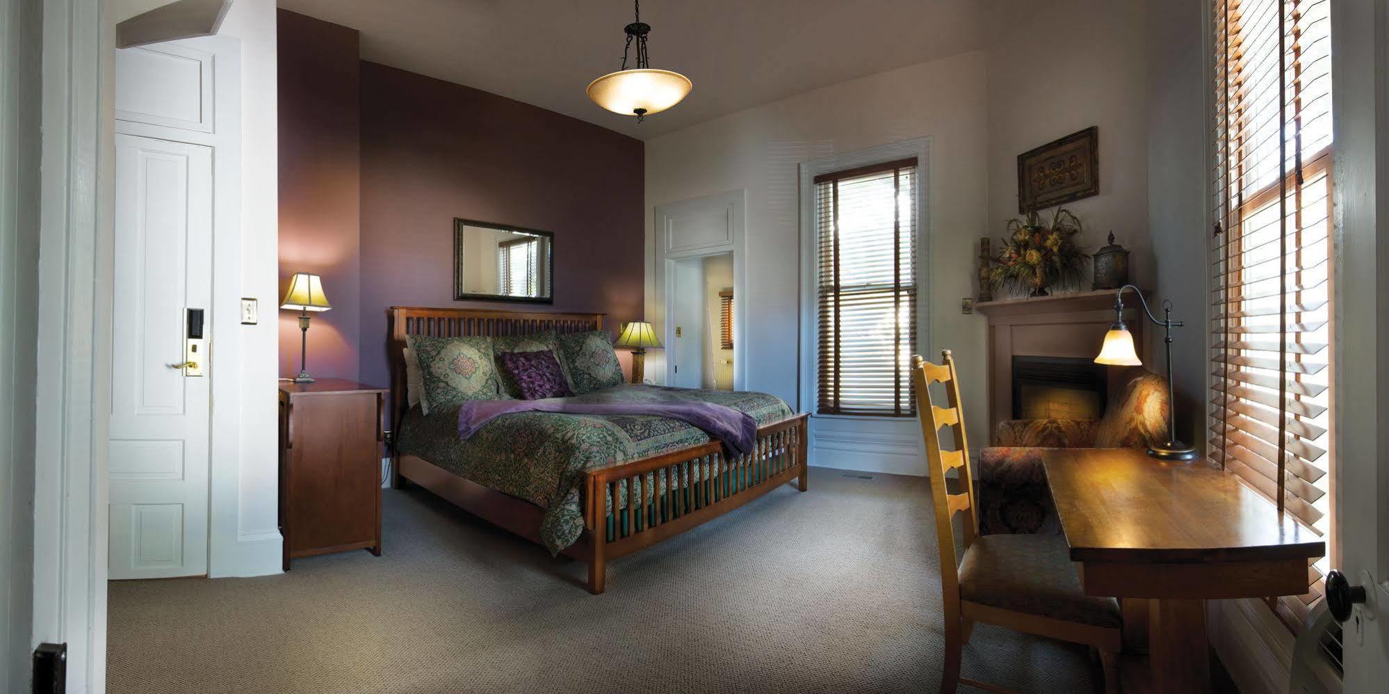 Grant Street Inn - Bloomington Eksteriør bilde